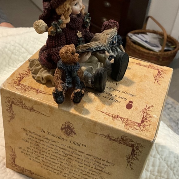 Yesterday's Child "MEGAN WITH ELLIOT & ANNIE’’ - Picture 3 of 14